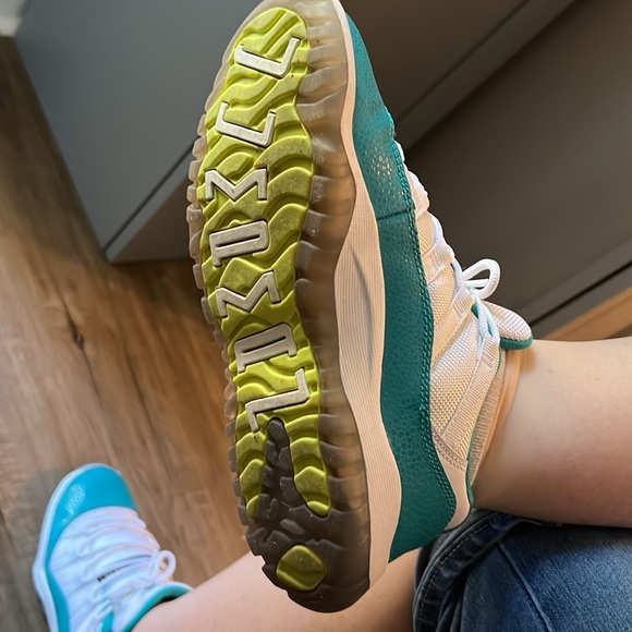 Jordan 11 Retro Low Gp - Picture 11 of 11